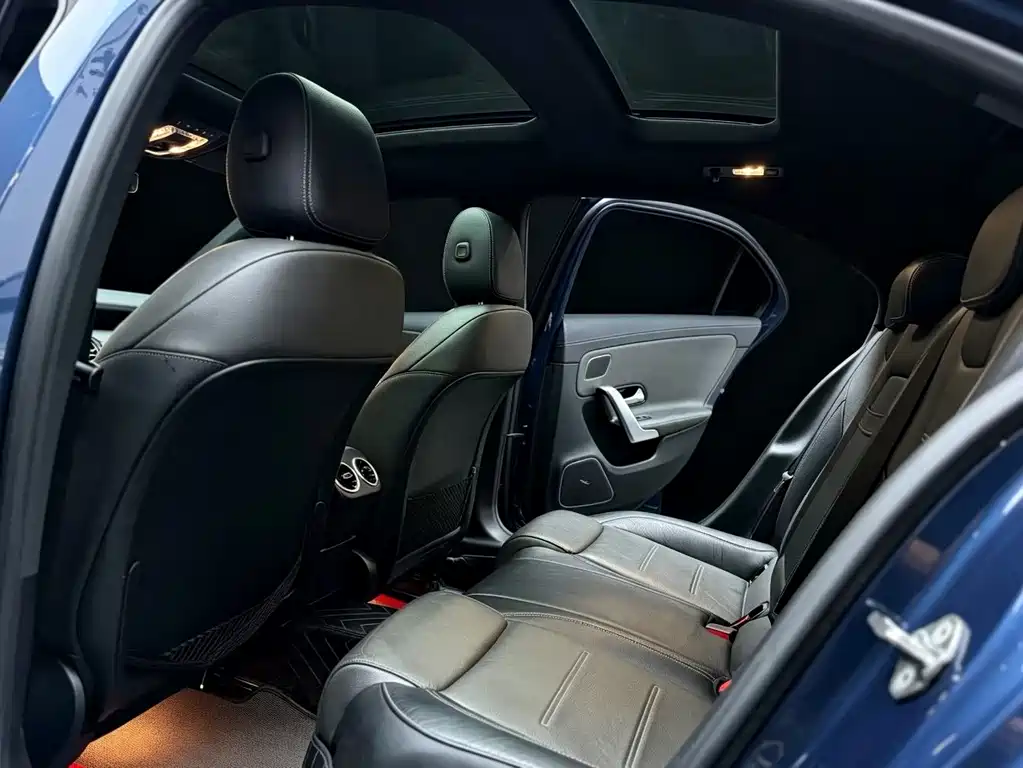 Mercedes-Benz A-Class AMG — миниатюра 6