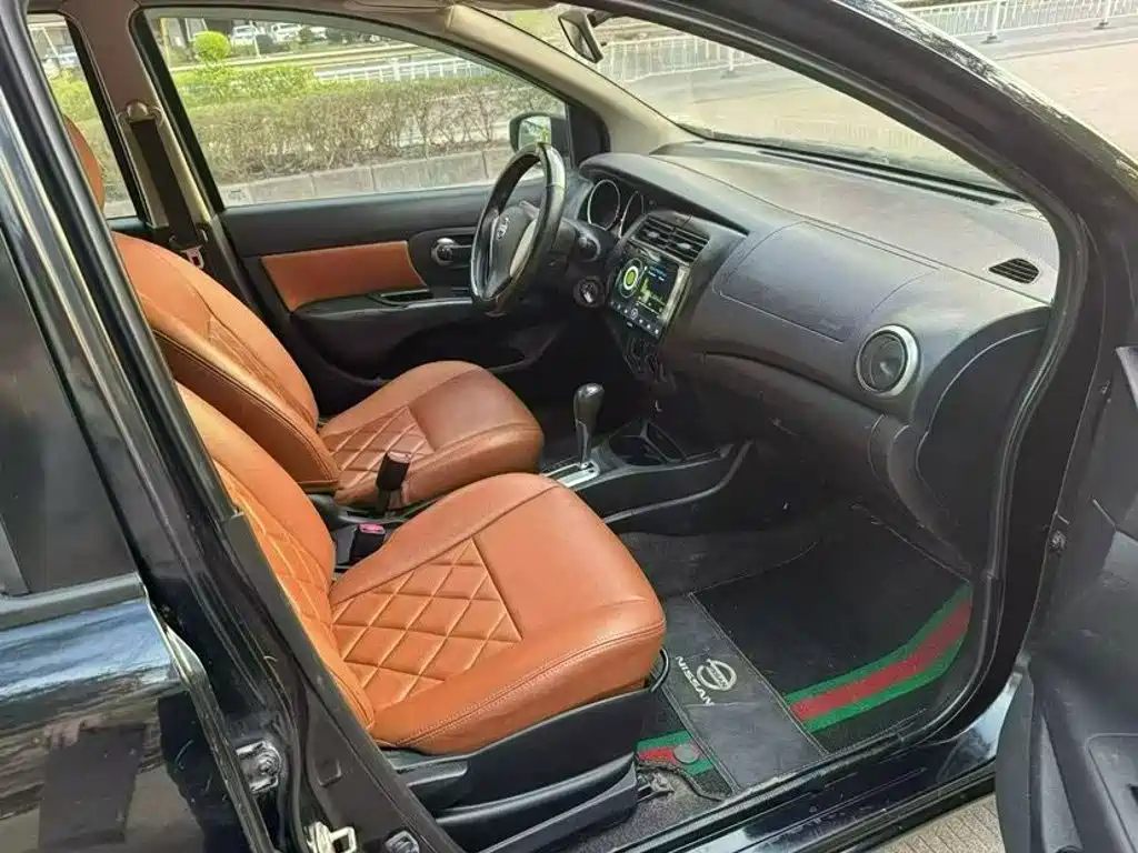 Nissan Livina — миниатюра 5
