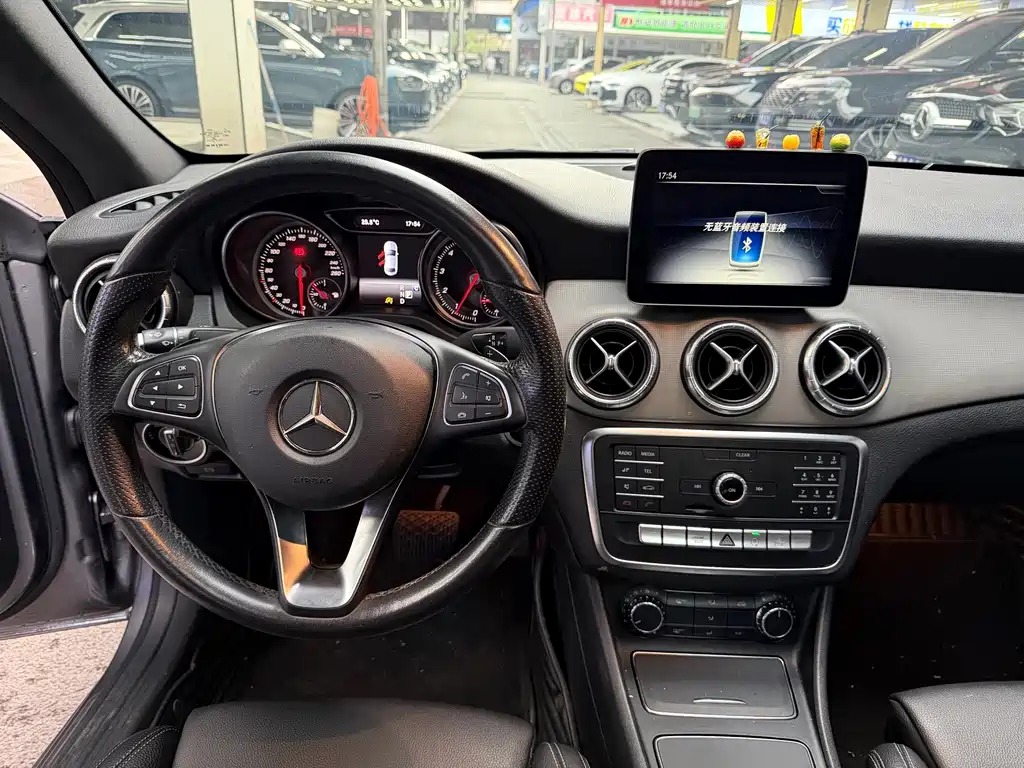 Mercedes-Benz CLA (Import) — миниатюра 11
