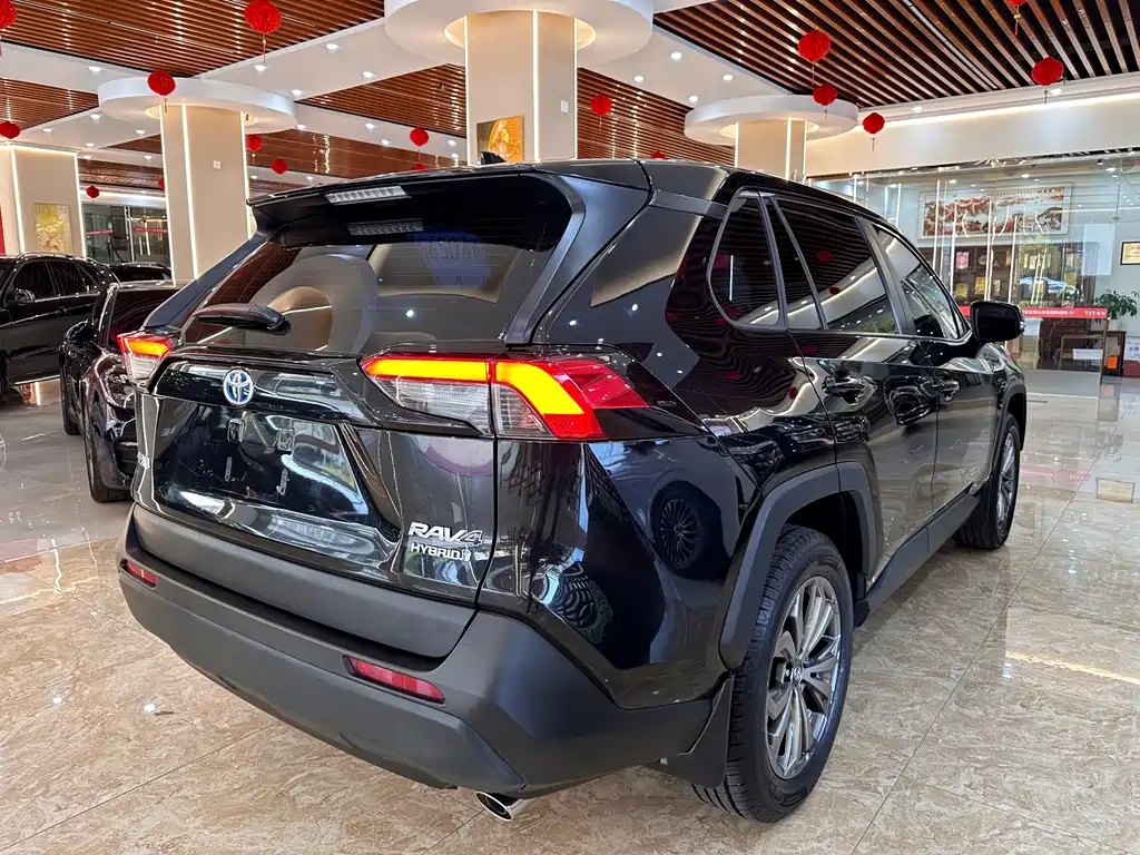 TOYOTA RAV4 RONGFANG