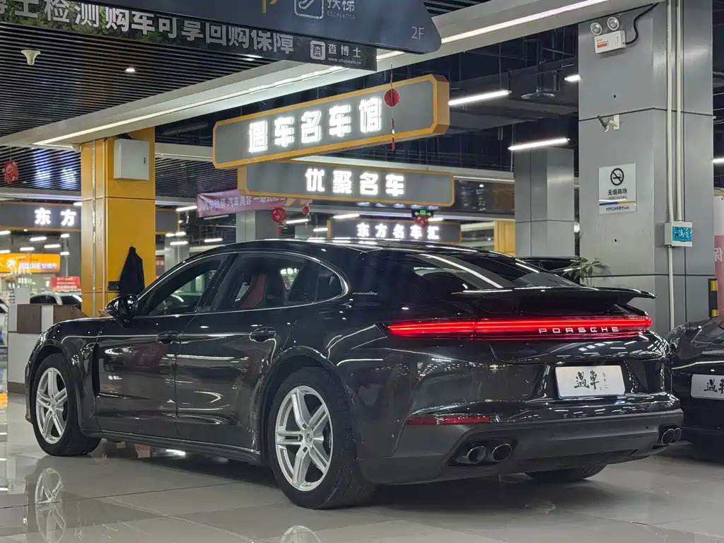 Porsche Panamera — миниатюра 13