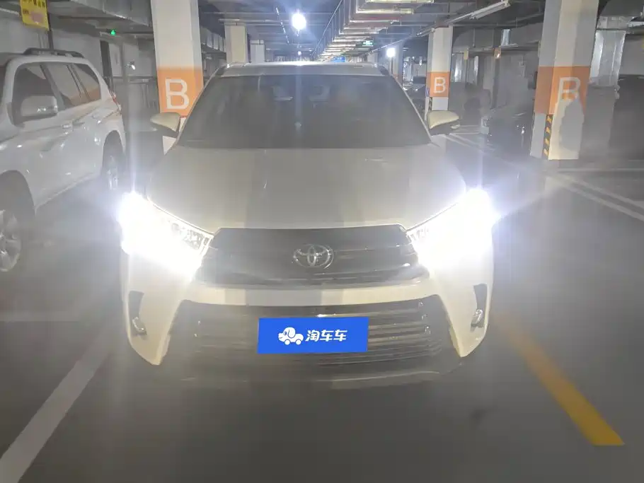 Toyota Highlander — миниатюра 2