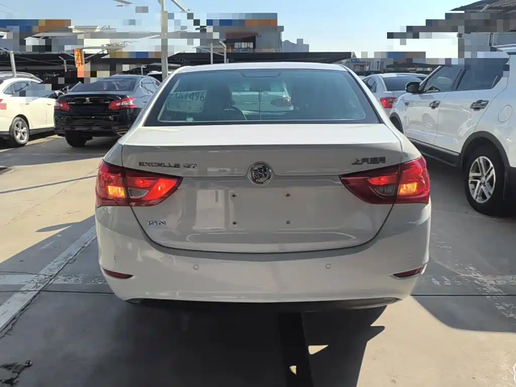 Buick Excelle — миниатюра 6