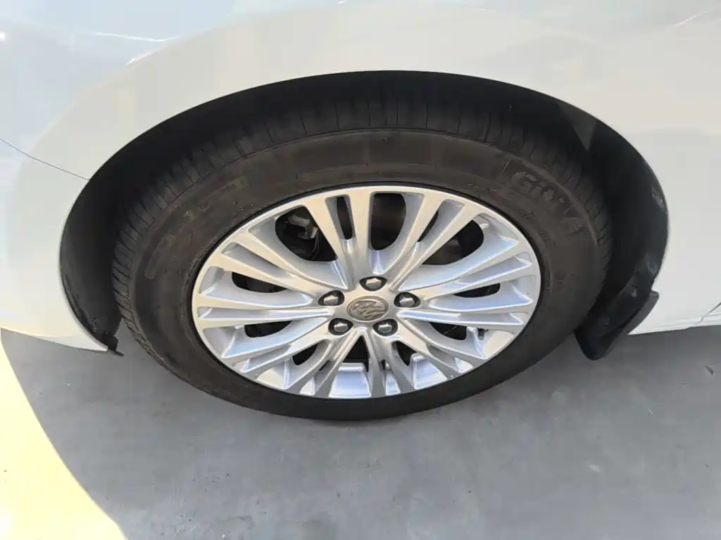 Buick Excelle — миниатюра 23