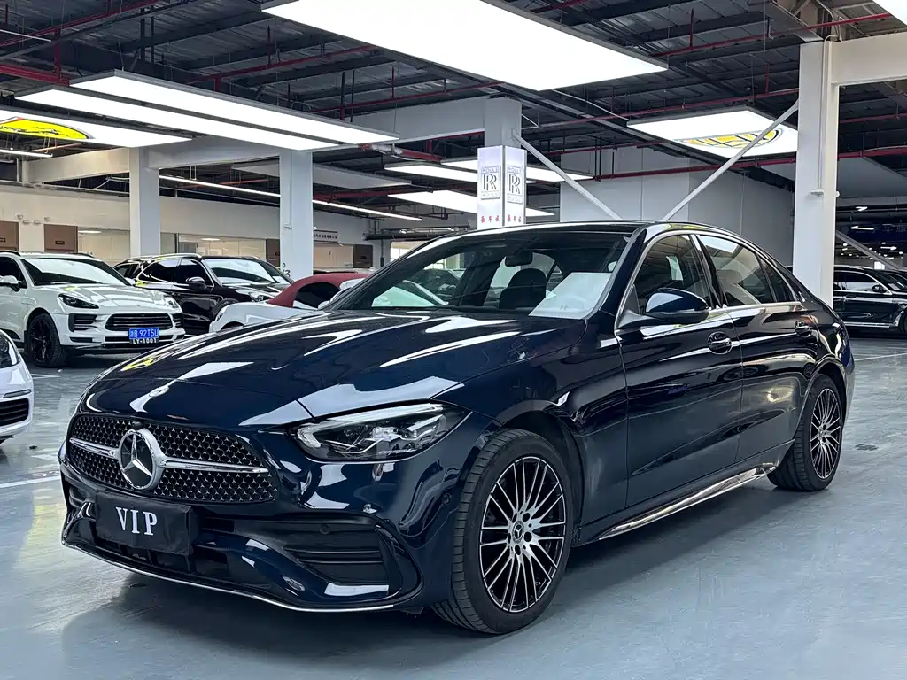 Mercedes-Benz C-Class 2024
