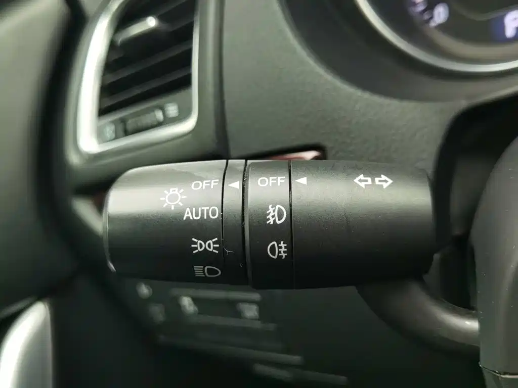 Mazda Atenza — миниатюра 21