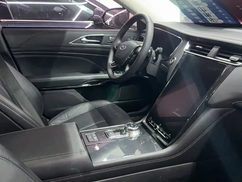Ford Taurus — миниатюра 12