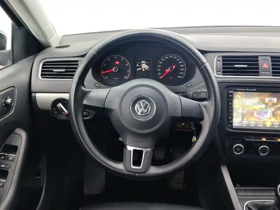 Volkswagen Sagitar — миниатюра 15