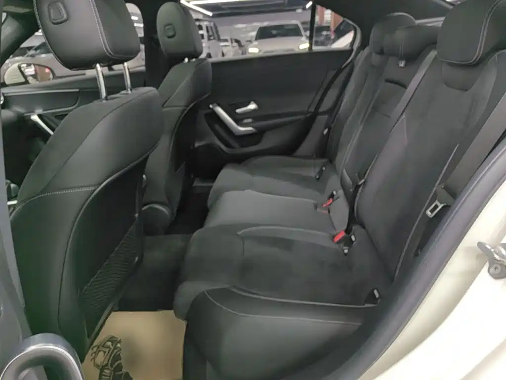 Mercedes-Benz A-Class — миниатюра 17