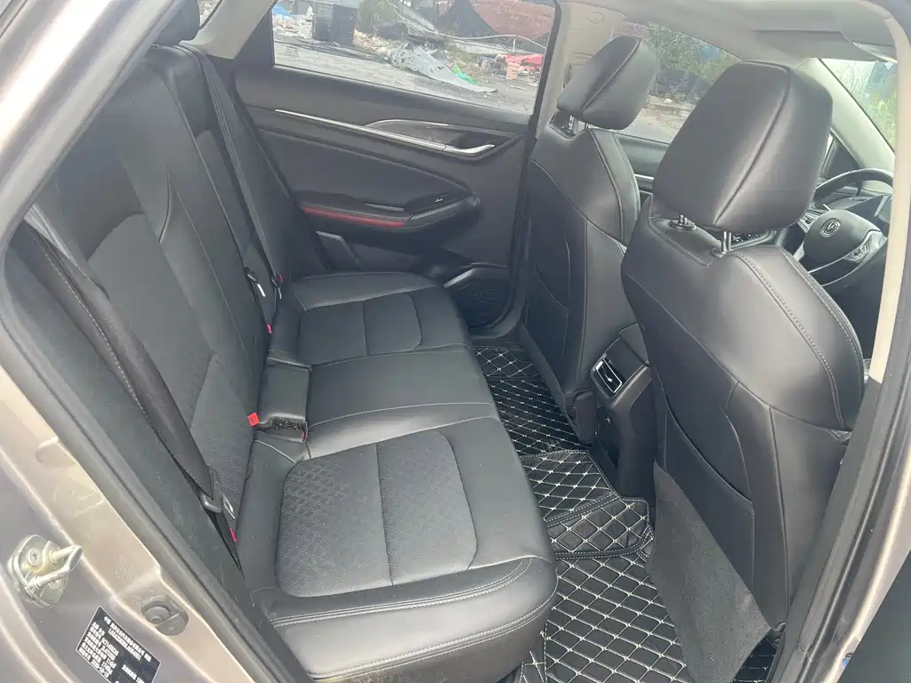 Changan Eado — миниатюра 9