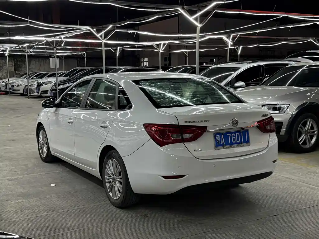 Buick Excelle — миниатюра 7