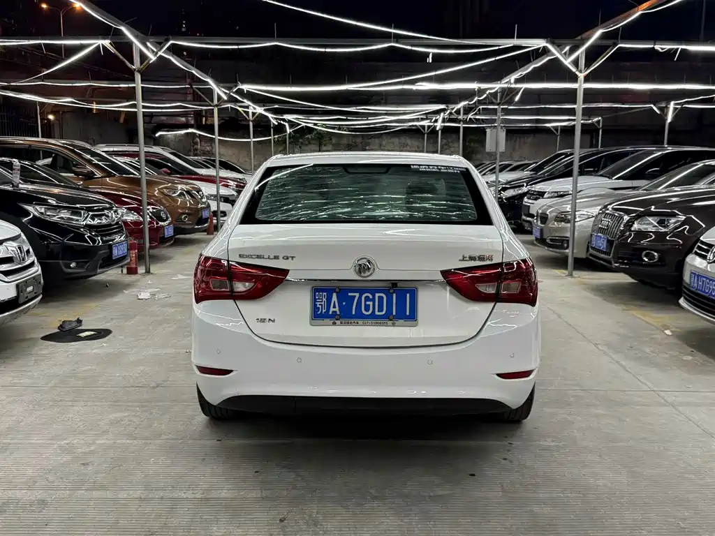 Buick Excelle — миниатюра 8