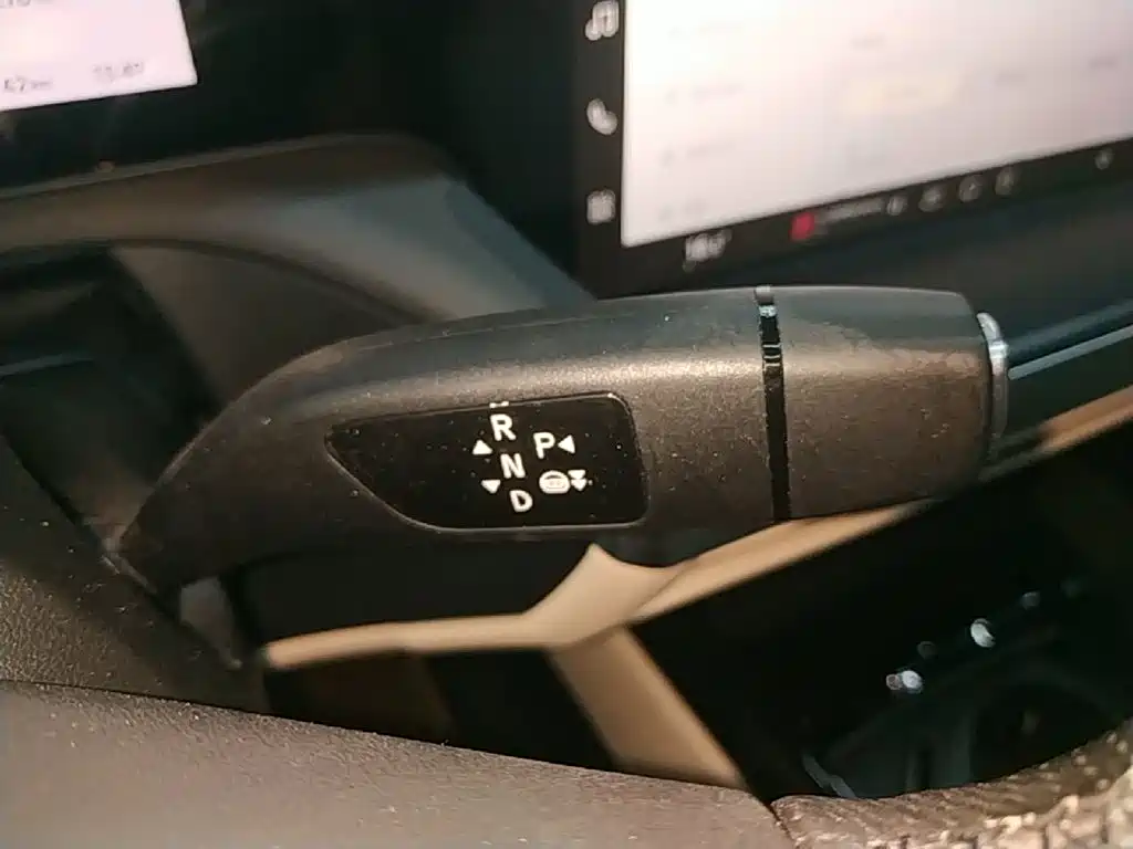 XPeng P7 — миниатюра 14