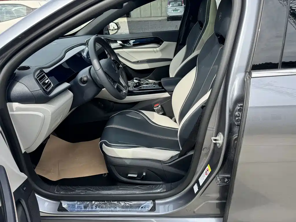 BYD Qin PLUS — миниатюра 8