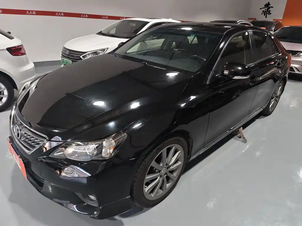 Toyota Reiz 2013