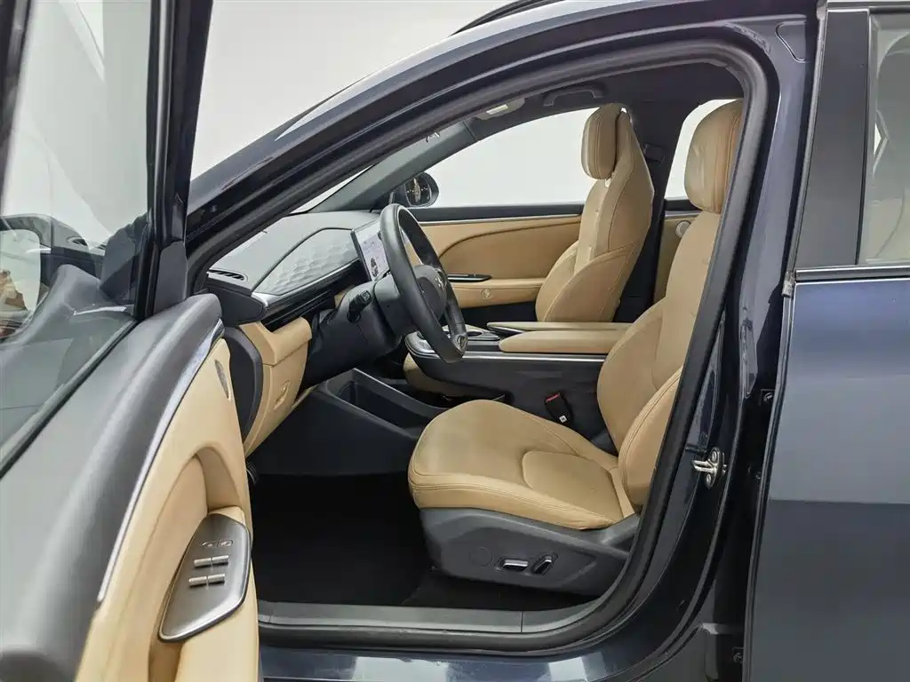 ARCFOX EXTREME FOX POLAR FOX ALPHA T5