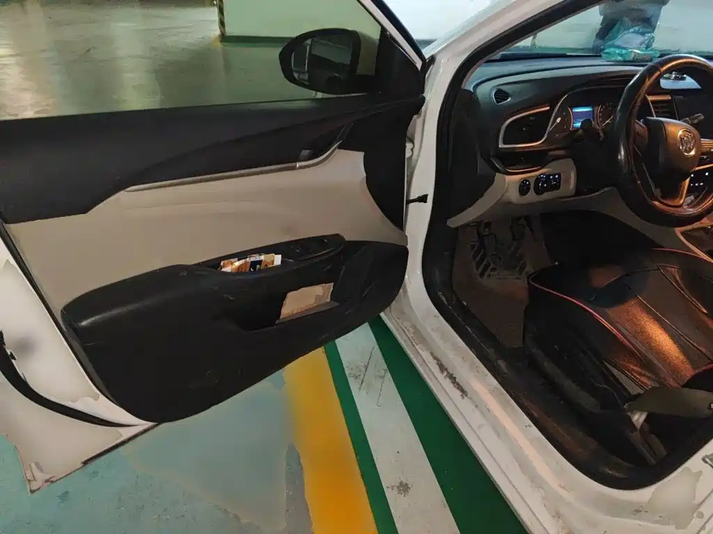 Buick Excelle — миниатюра 12