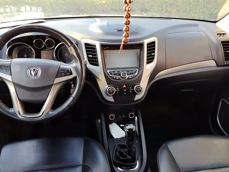 Changan CS35 — миниатюра 12
