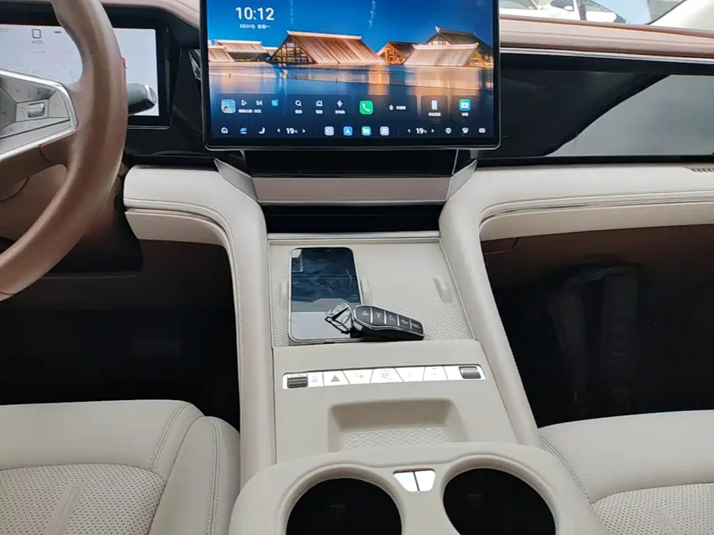 BYD Xia — миниатюра 13