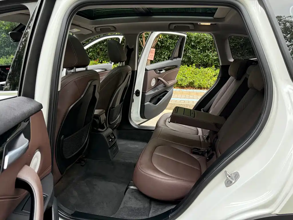 BMW X1 — миниатюра 12