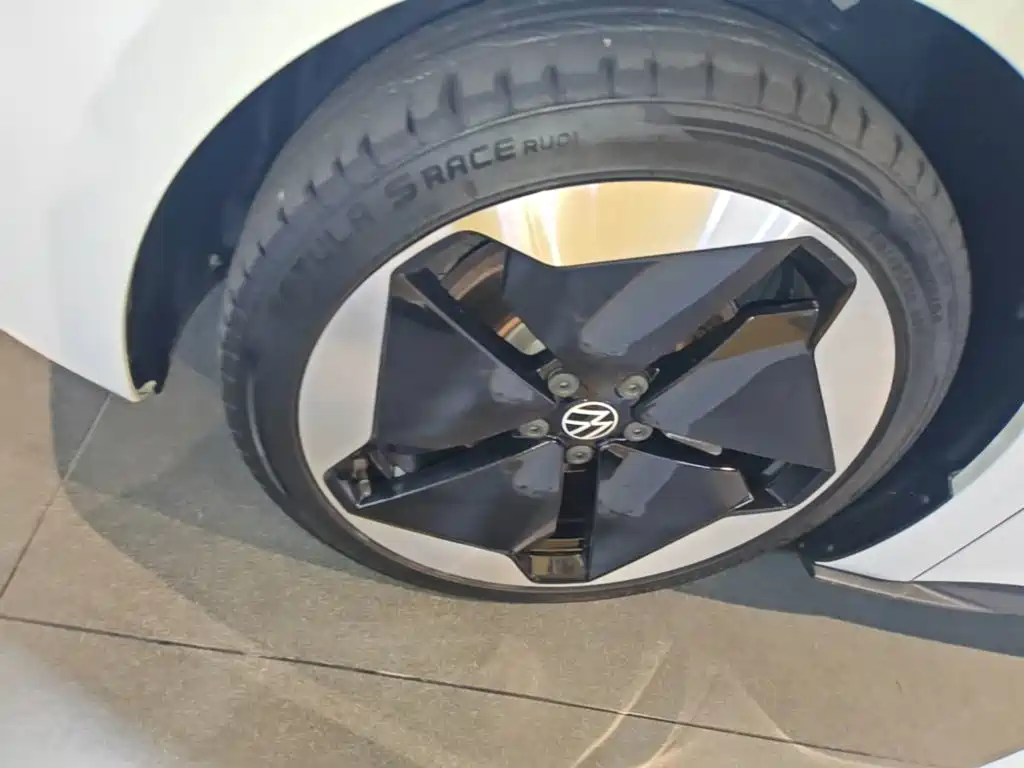 Volkswagen ID.3 — миниатюра 23