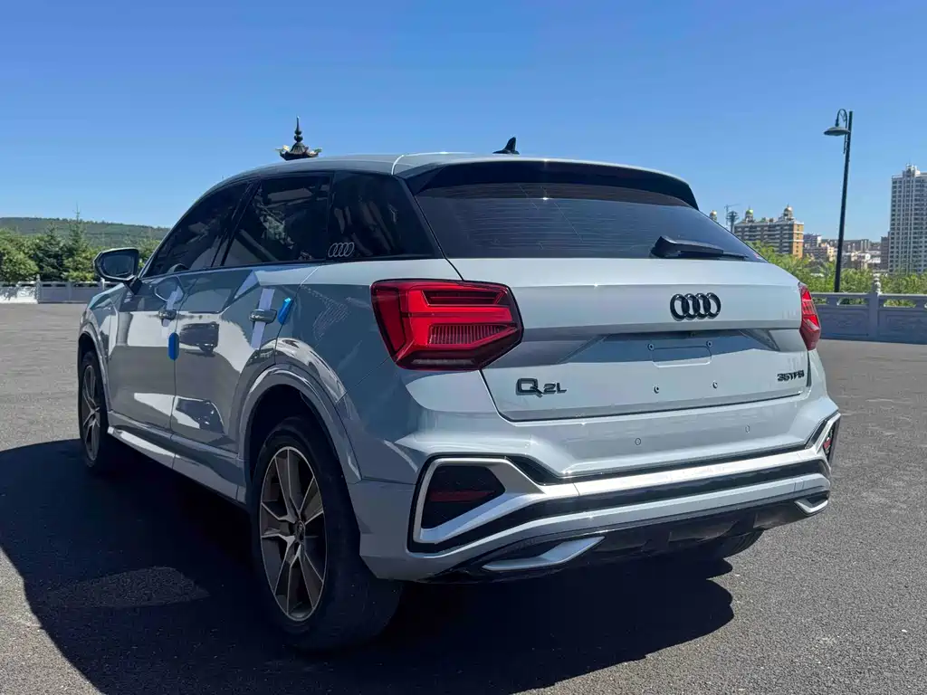Audi Q2L — миниатюра 4