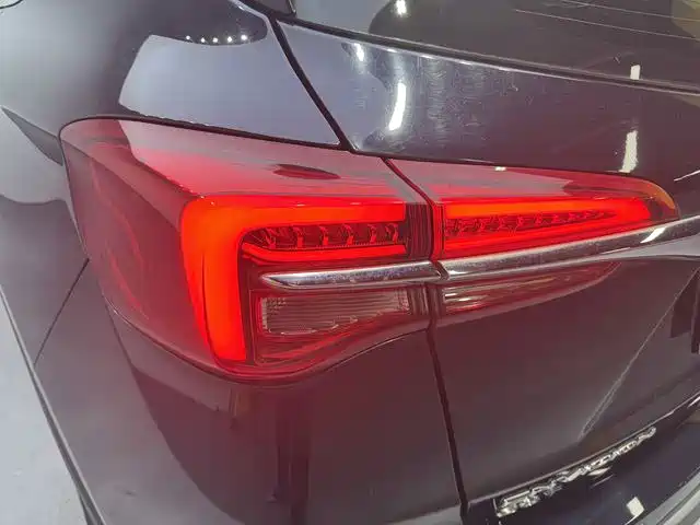 Buick Envision Plus — миниатюра 17