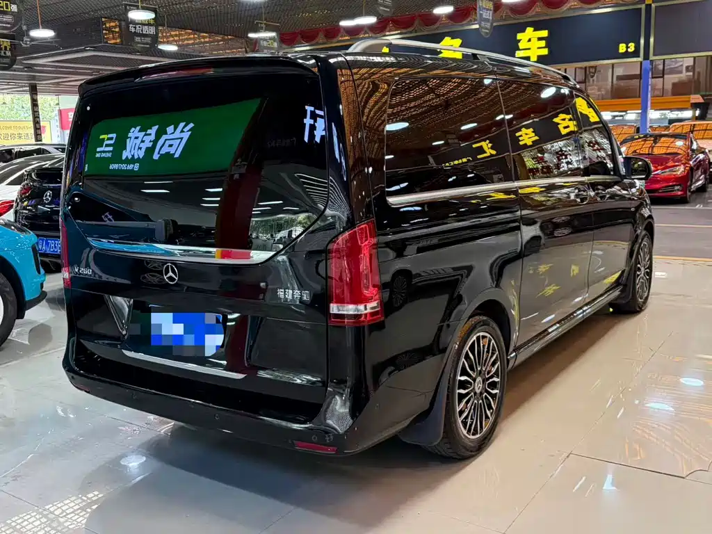 Mercedes-Benz V-Class — миниатюра 3