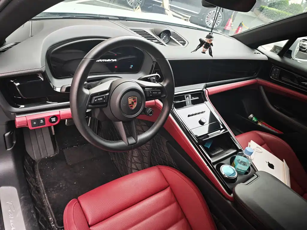 Porsche Panamera — миниатюра 2