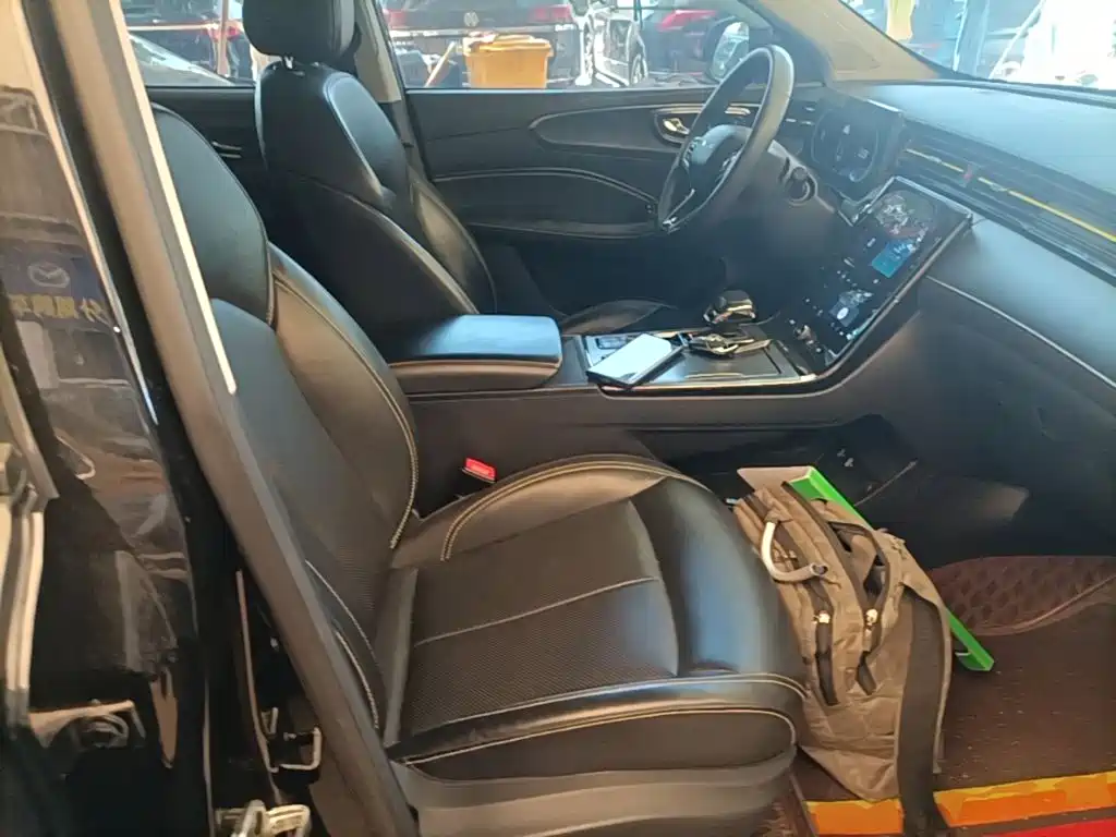 Roewe RX5 — миниатюра 25
