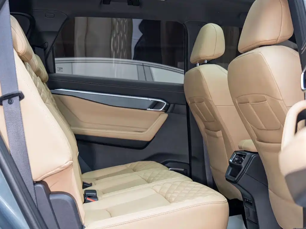 Geely Haoyue L — миниатюра 14