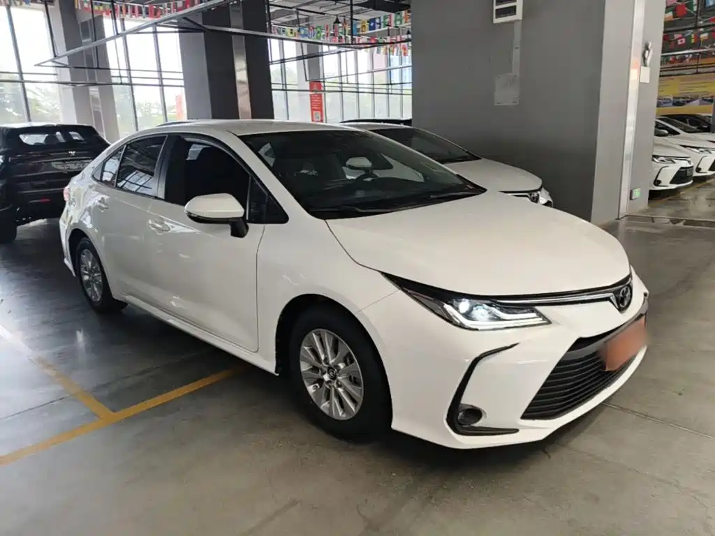 Toyota Corolla — миниатюра 4