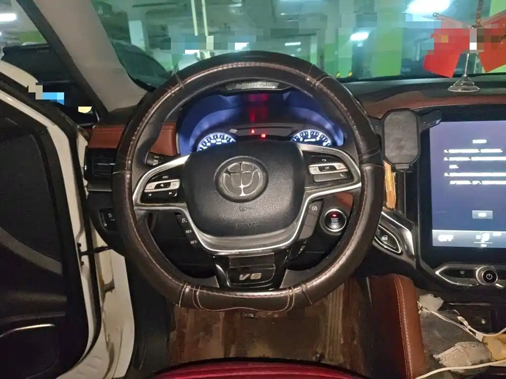Zhonghua V6 — миниатюра 3