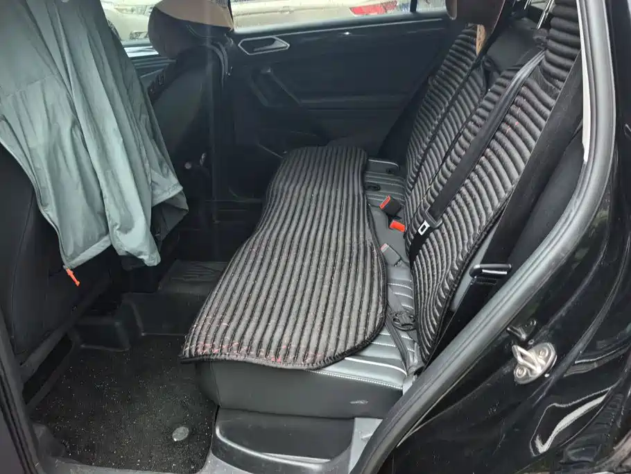 Volkswagen Tiguan L — миниатюра 11