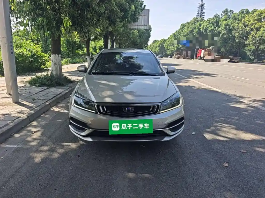 Geely Emgrand — миниатюра 3