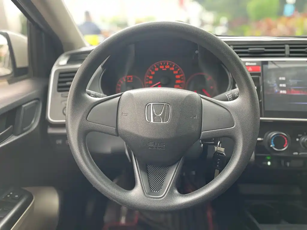Honda City — миниатюра 8