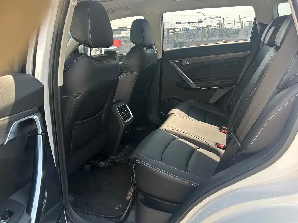 GEELY AUTOMOBILE BOYUE