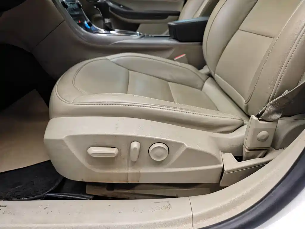 Chevrolet Malibu 2013 2.0L AT Luxury