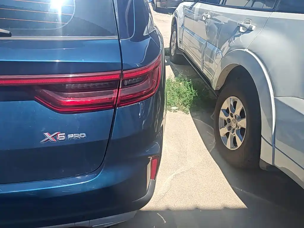 Geely Vision X6 — миниатюра 8