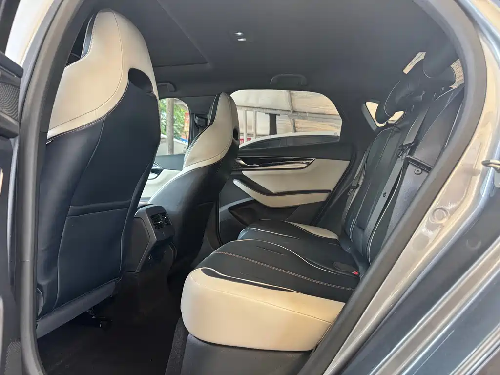 BYD Qin PLUS — миниатюра 8