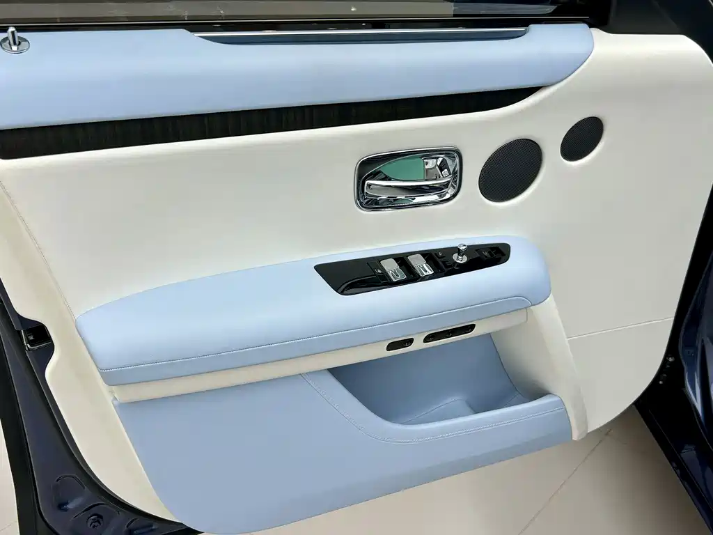 Rolls-Royce Ghost — миниатюра 11