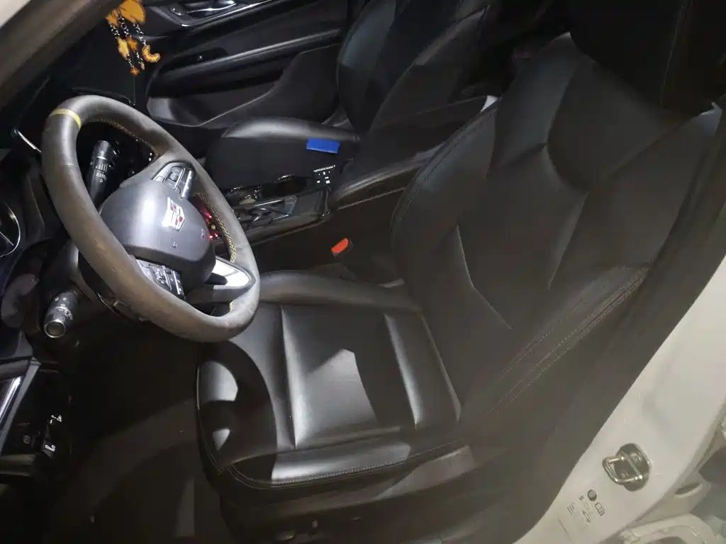 Cadillac CT4 — миниатюра 8