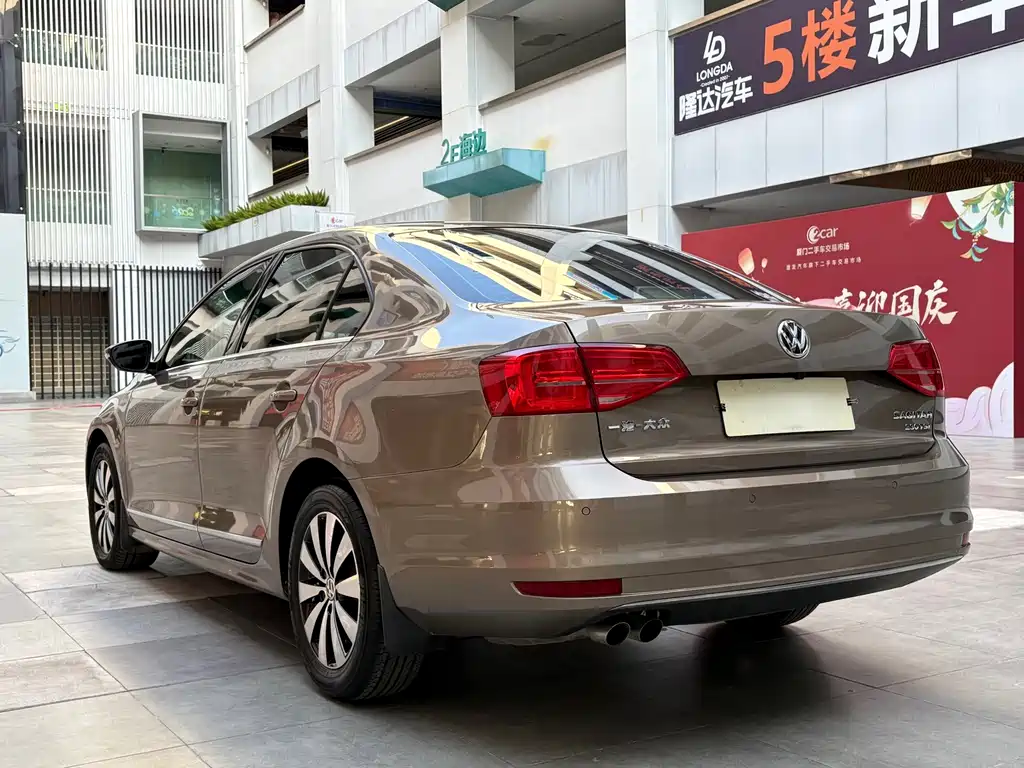 Volkswagen Sagitar — миниатюра 14