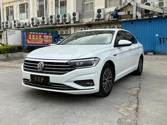 VOLKSWAGEN SAGITAR 2021