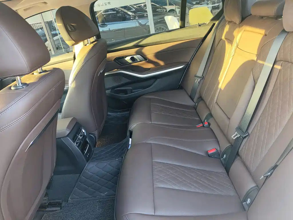BMW i3 — миниатюра 5