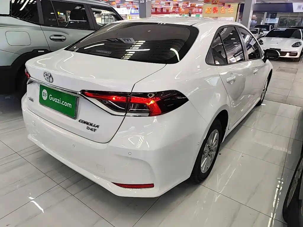 Toyota Corolla — миниатюра 7
