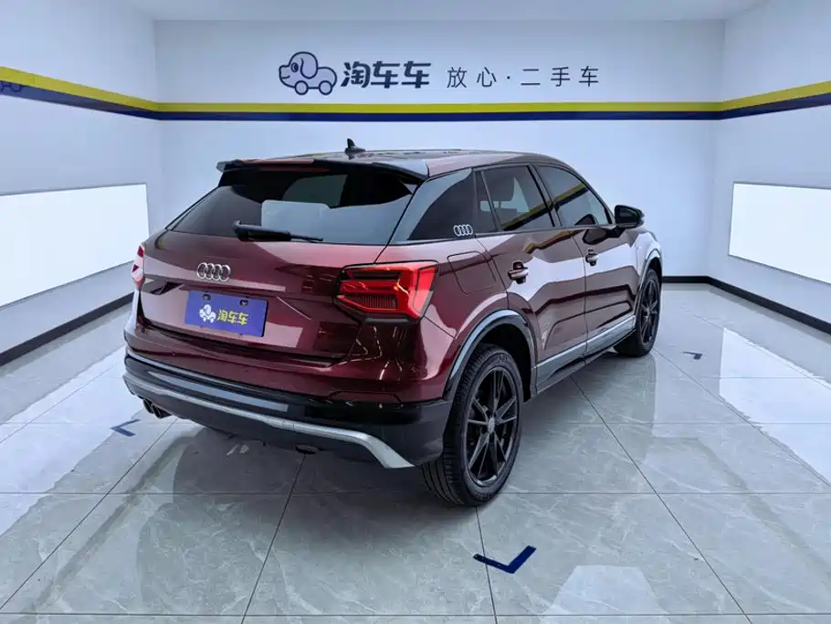 Audi Q2L — миниатюра 3