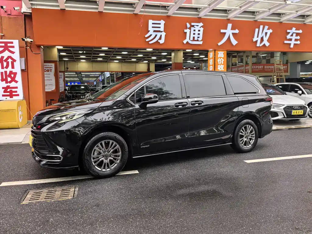 Toyota Sienna 2021 2.5L Comfort