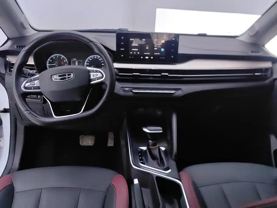 Geely Vision X3 — миниатюра 12