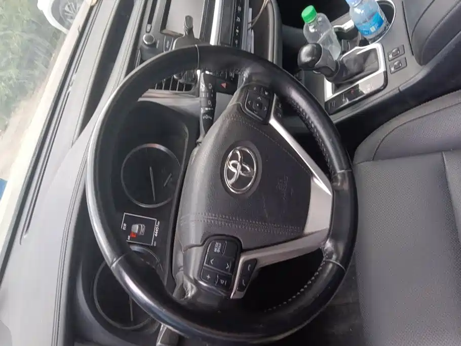 Toyota Highlander — миниатюра 15